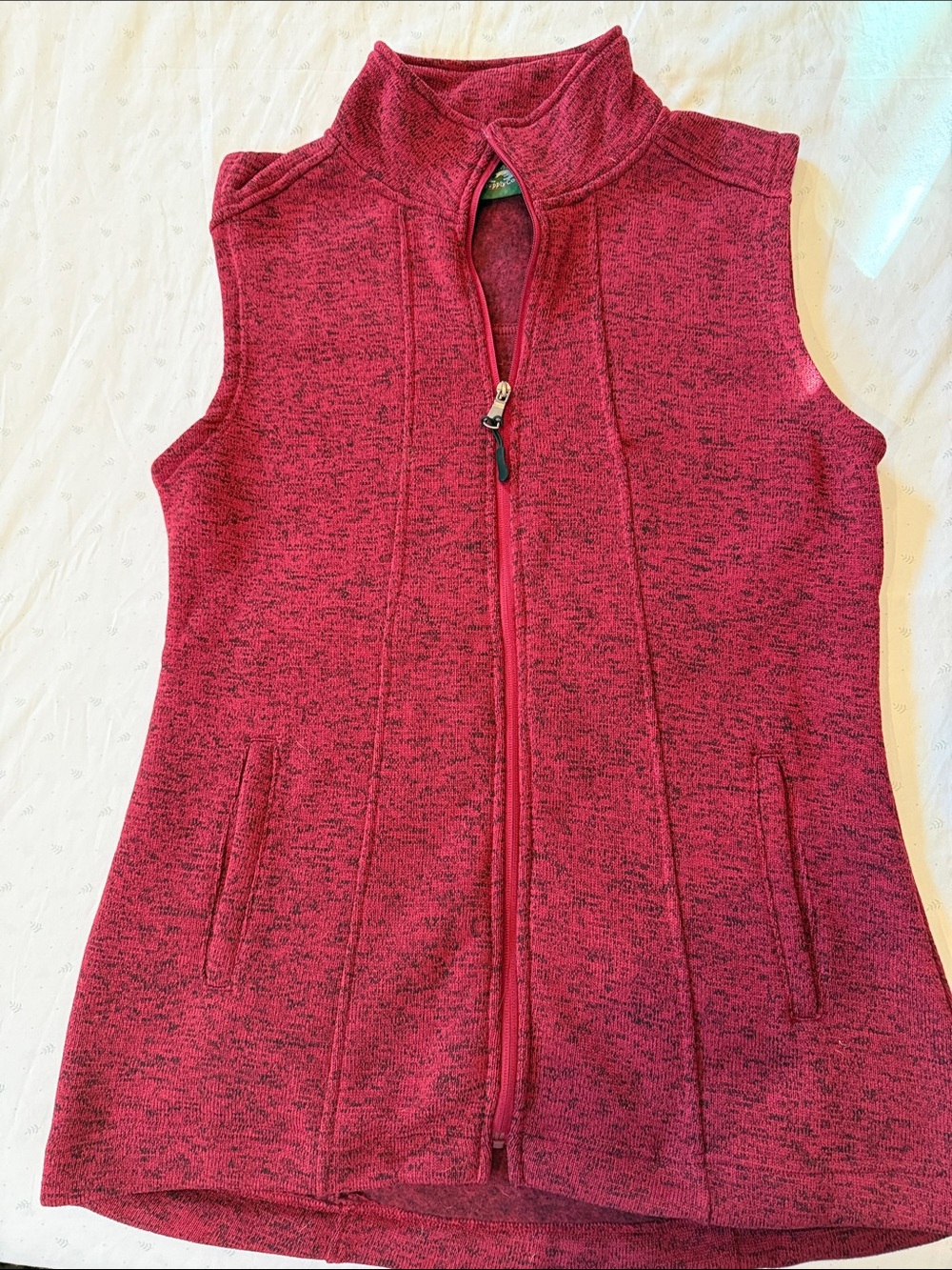 Women’s heather raspberry Sleeveless Zip-Up Vest